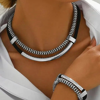 Auriane | Raffinement moderne pour chaque occasion