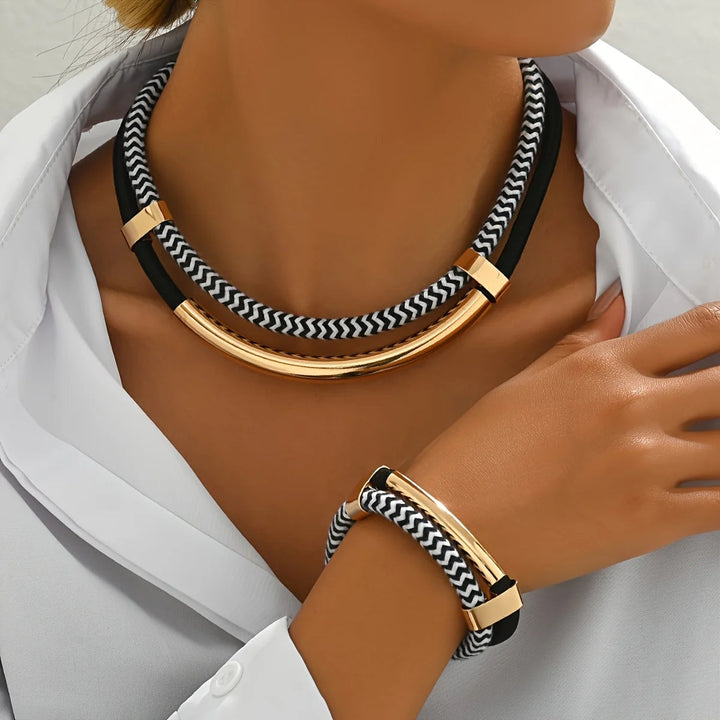 Auriane | Raffinement moderne pour chaque occasion