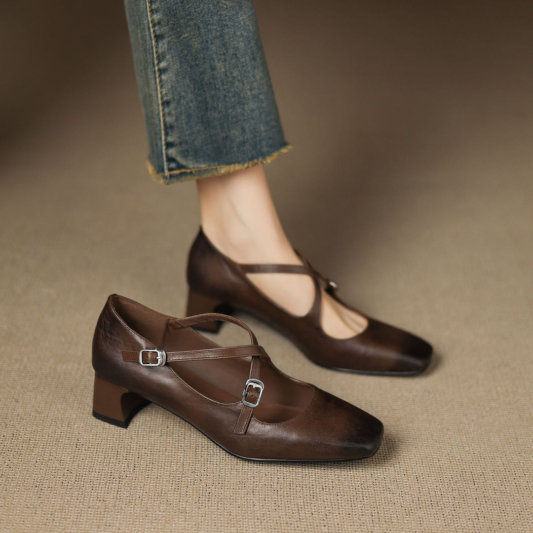 Béatrice | Leder Kitten Heels