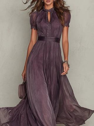 Flavia | Robe Longue Élégante Violet Col Goutte Dentelle