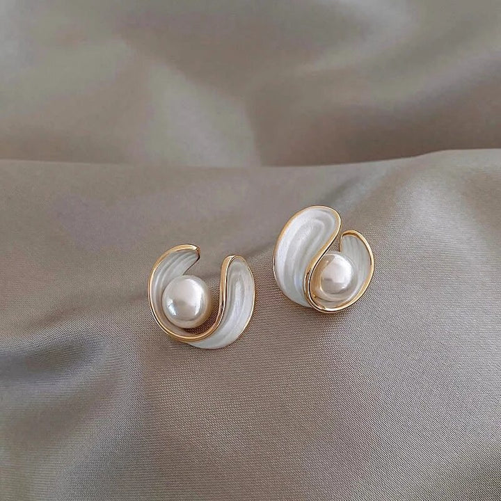 Béatrice | Boucles d'oreilles en perles d'or classique