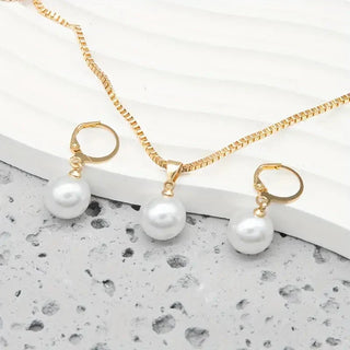 Reine | Collier de Perles Élégant et Gracieux