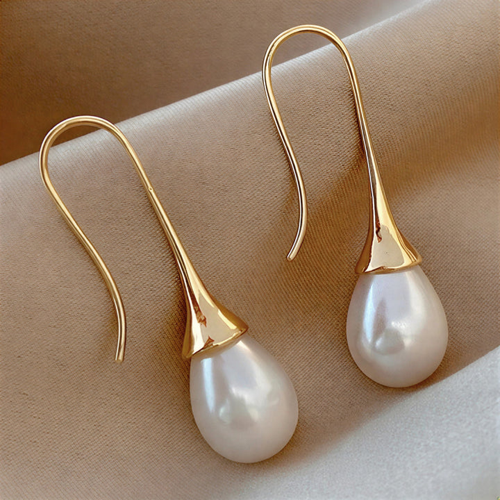 Désirée | Boucles d'Oreilles Beauté Classique en Perles