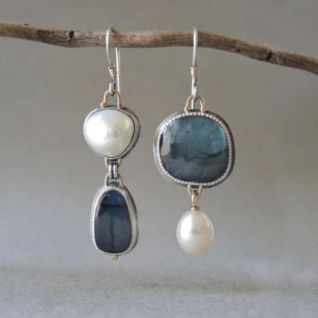 Astrid | Boucles d'oreilles en perles bleues gracieuses