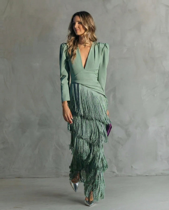 Clara | Robe élégante à manches frangées